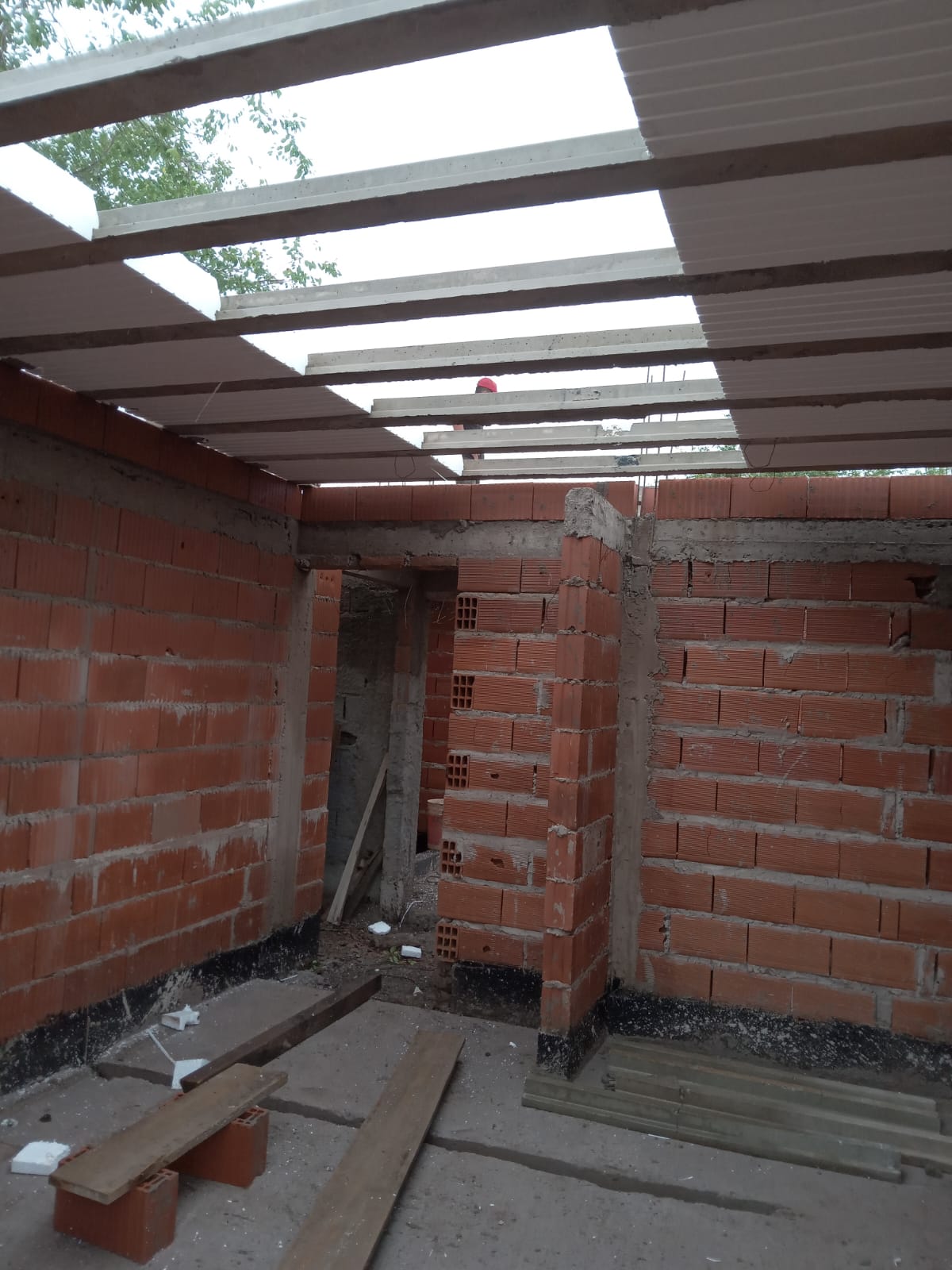 Casa 2 dormitorios 1 baño terminada en Residencial La Catalina, barrio cerrado — foto 2